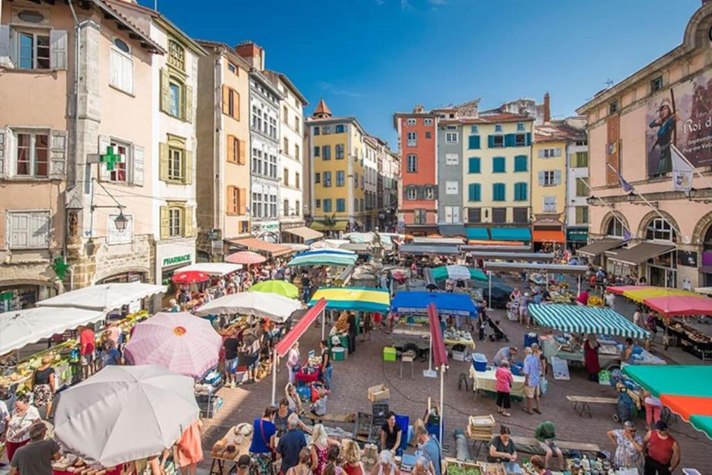 Gite "Le Temps D'Une Pause" Terrasse Et Piscine Coubon Eksteriør bilde